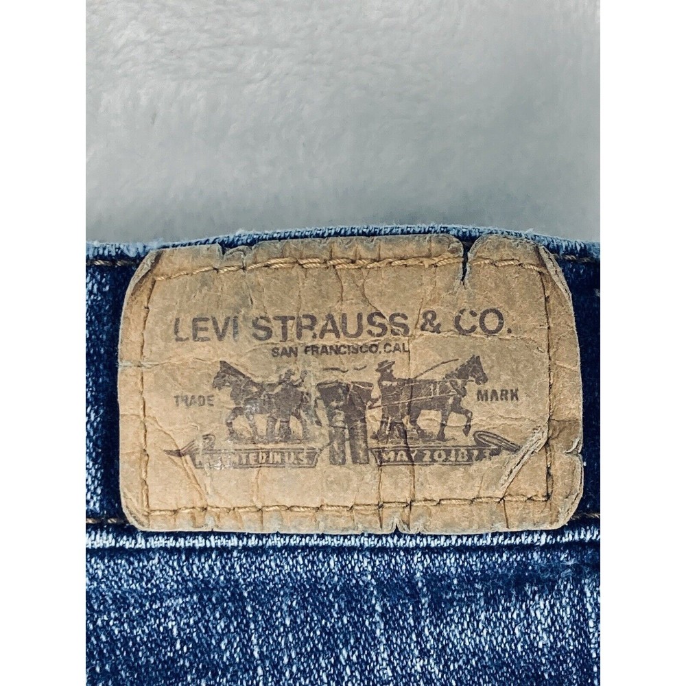 Levi's 550 Classic Relaxed Relaxed Boot Cut Womens Jeans Size 12S - Picture 14 of 16